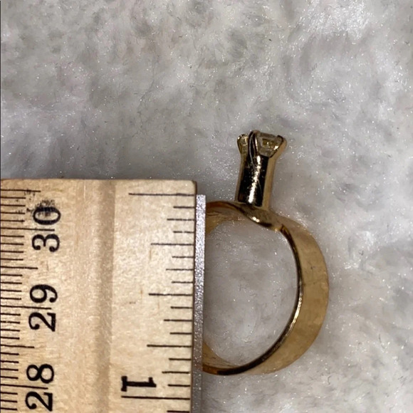 Vintage brush gold tone statement ring - Picture 11 of 12